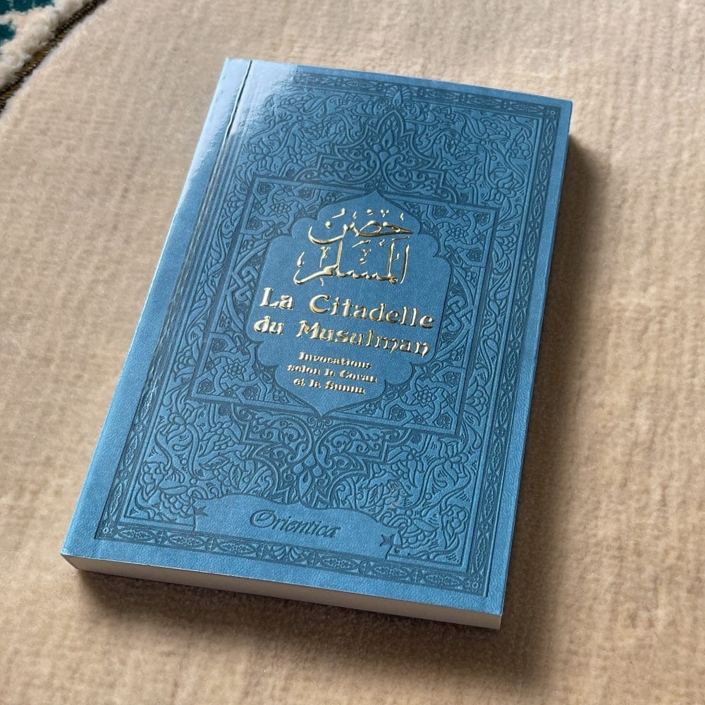 La Citadelle du Musulman — Couverture Blanche Dorée | Orientica | Français · Arabe · Phonétique Orientica Livre > Islam > Invocations (Dou'as) > Citadelle du Musulman 9782356351623 Librairie Musulmane Al-imen